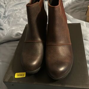 New Sorel Joan of Arctic Wedge ll Chelsea boot